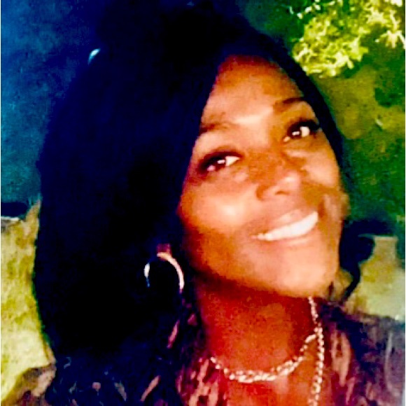 Meet your Posher, Violet - Picture 1 of 1